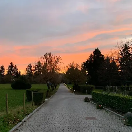 Pensionat L'antica Corte Lazzago